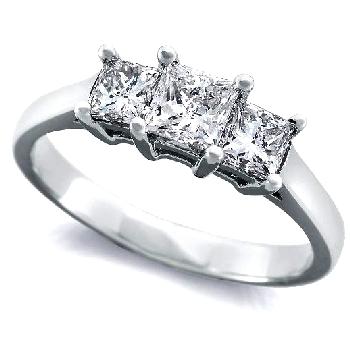 0.75CT PRINCESS CUT 3 STONE DIAMOND RING Image