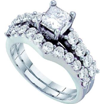 2.00CT PRINCESS AND ROUND ACCENT DIAMOND RING Image