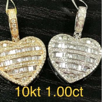 Valentines Baguette Diamond Heart 10K 1 Carat Image