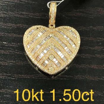 Falling Baguette Design Heart Pendant 10K 1 Carat Image