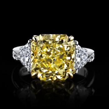 Natural Fancy Intense Yellow Radiant cut diamond 8 Image